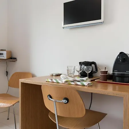 Holiday home The Modern Houseboat Amsterdam